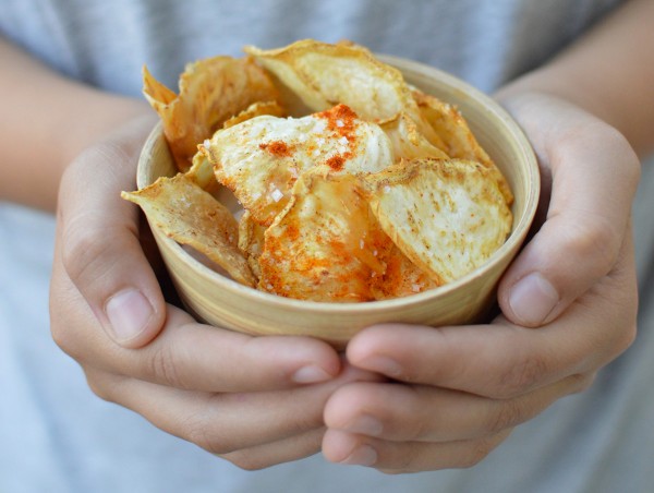 Réaliser des chips légume (céleri) sans huile ou presque